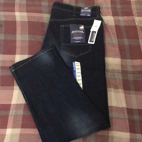 Clothing - Picture 5 of 8